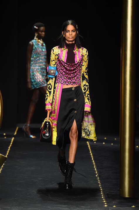 versace women's fall-winter 2019 fashion show|Versace dresses fall.